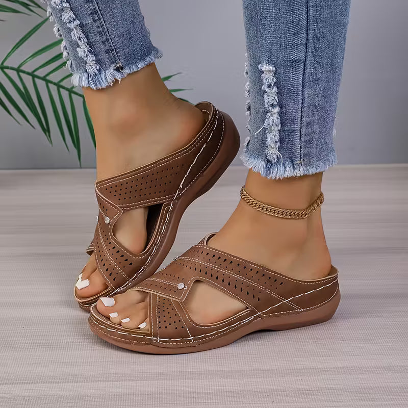 Sandals & Shoes