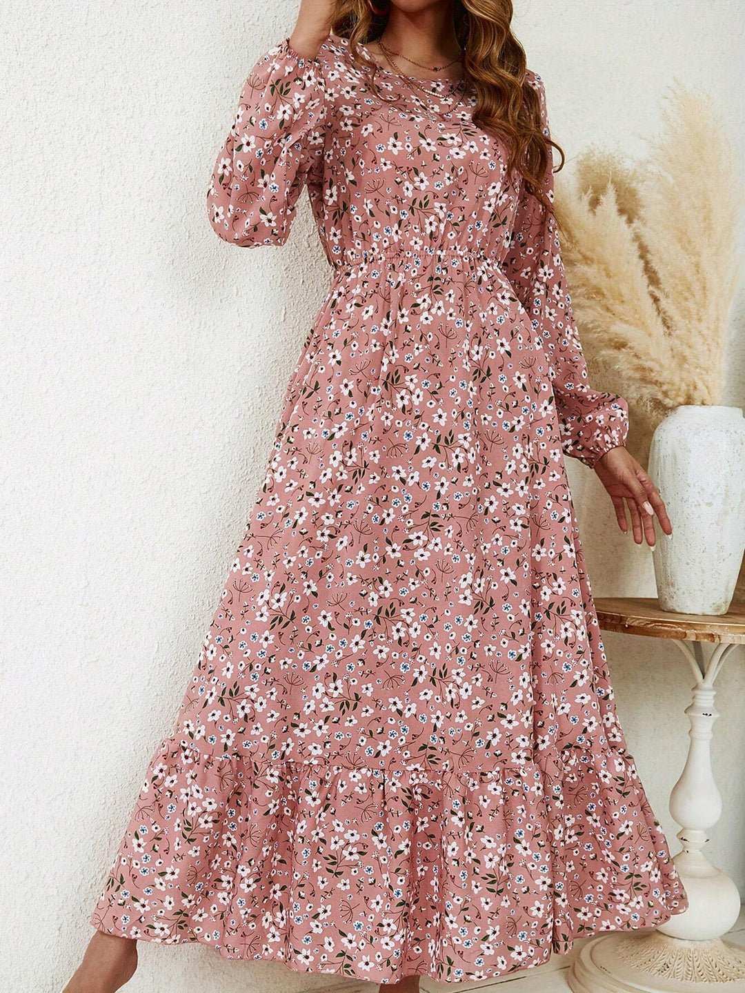 Flora - Chic Floral Print Smocked Waist Maxi Dress