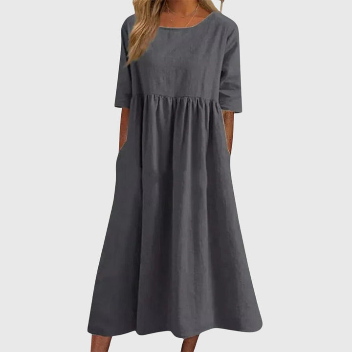 Haisley - Elegant Short-Sleeved Dress