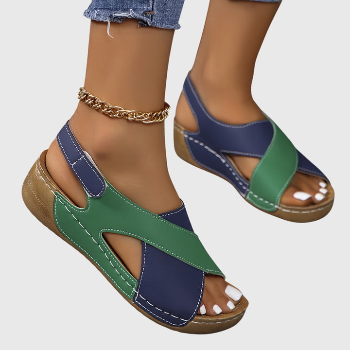 Ainsley - Women&