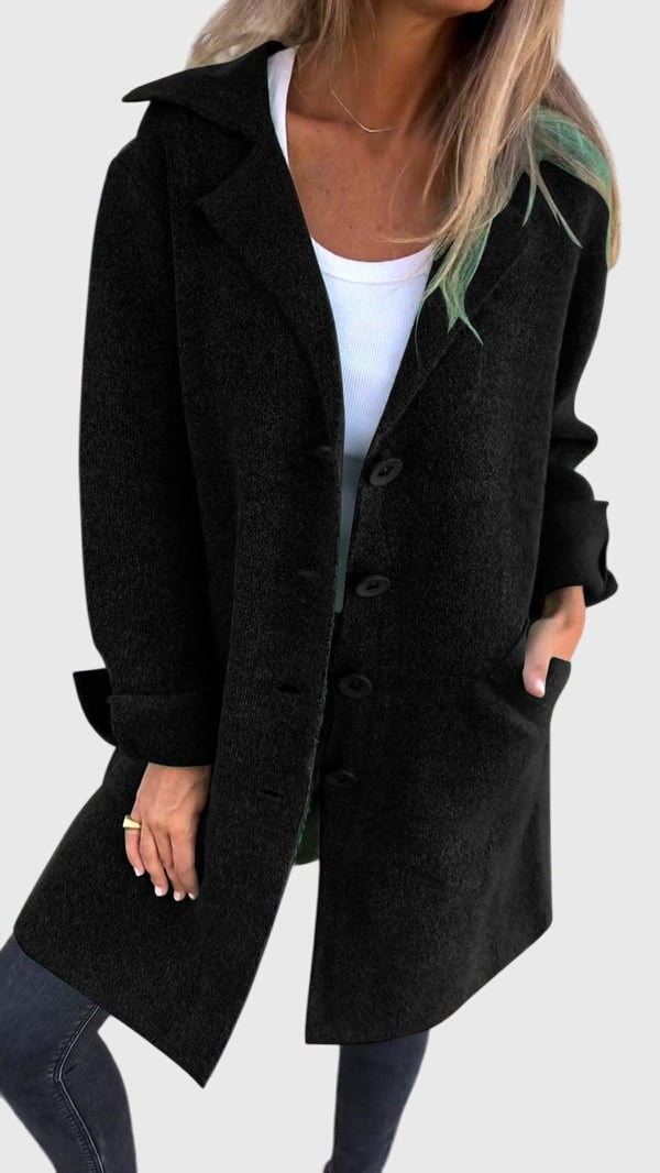 Lisa - Chic Blazer With Buttons