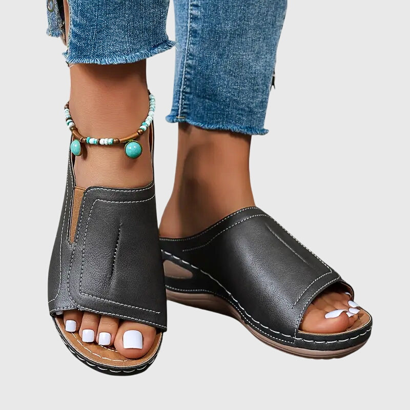 Aretha - Elegant Orthopedic Sandals