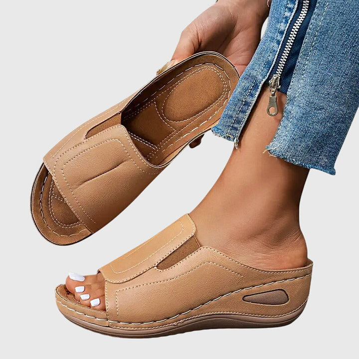 Aretha - Elegant Orthopedic Sandals