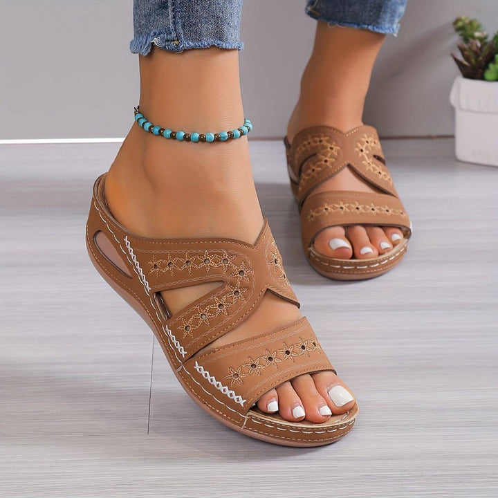 Soleva - Slip-Resistant Orthopedic Sandals