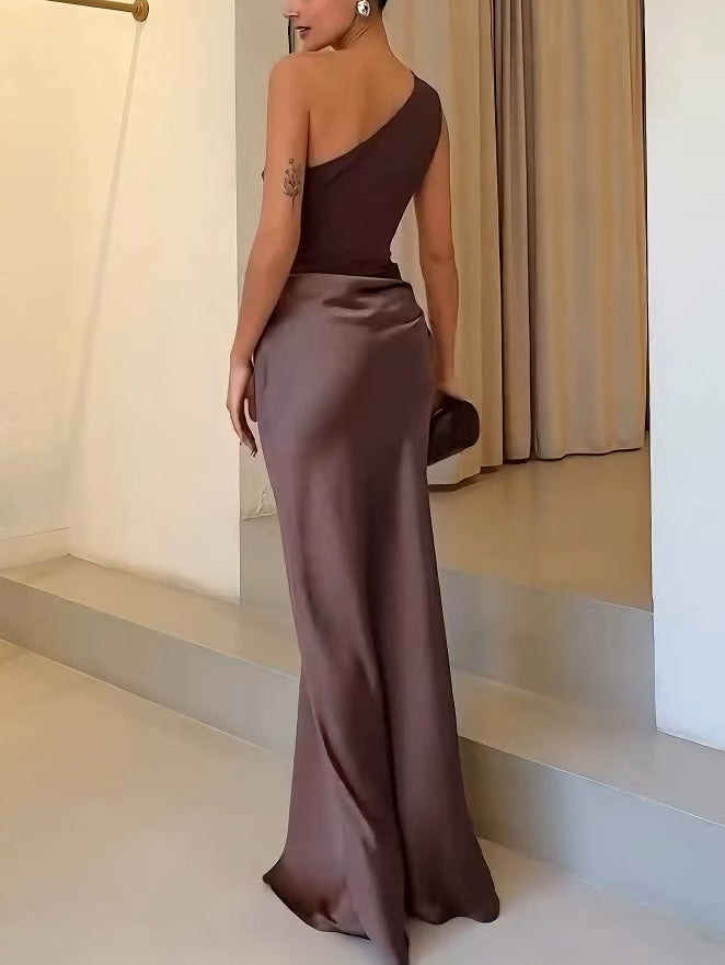Anita - Elegant One Shoulder Neck Pleated Maxi Dress