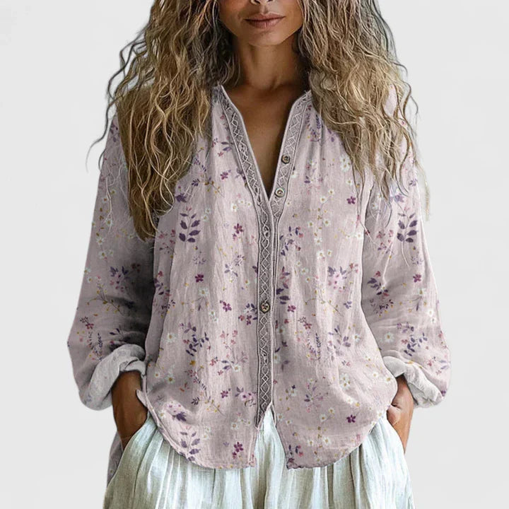 Mae - Comfortable Spring Blouse