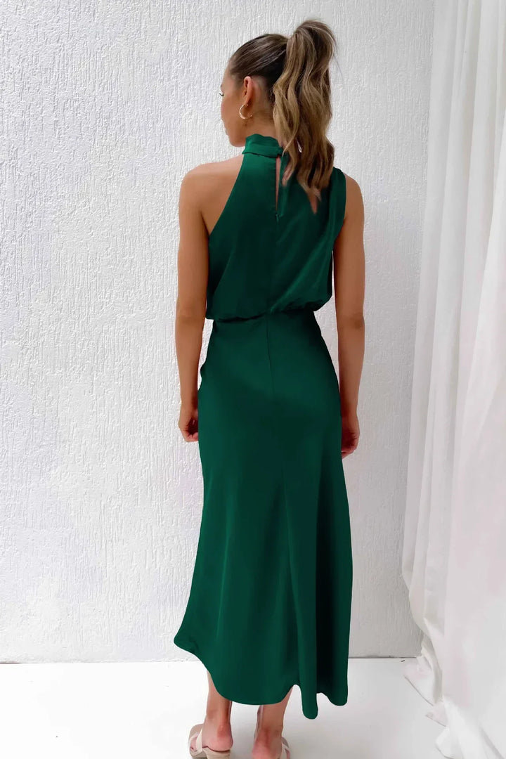 Mariana - Elegant Halter Formal Maxi Dress