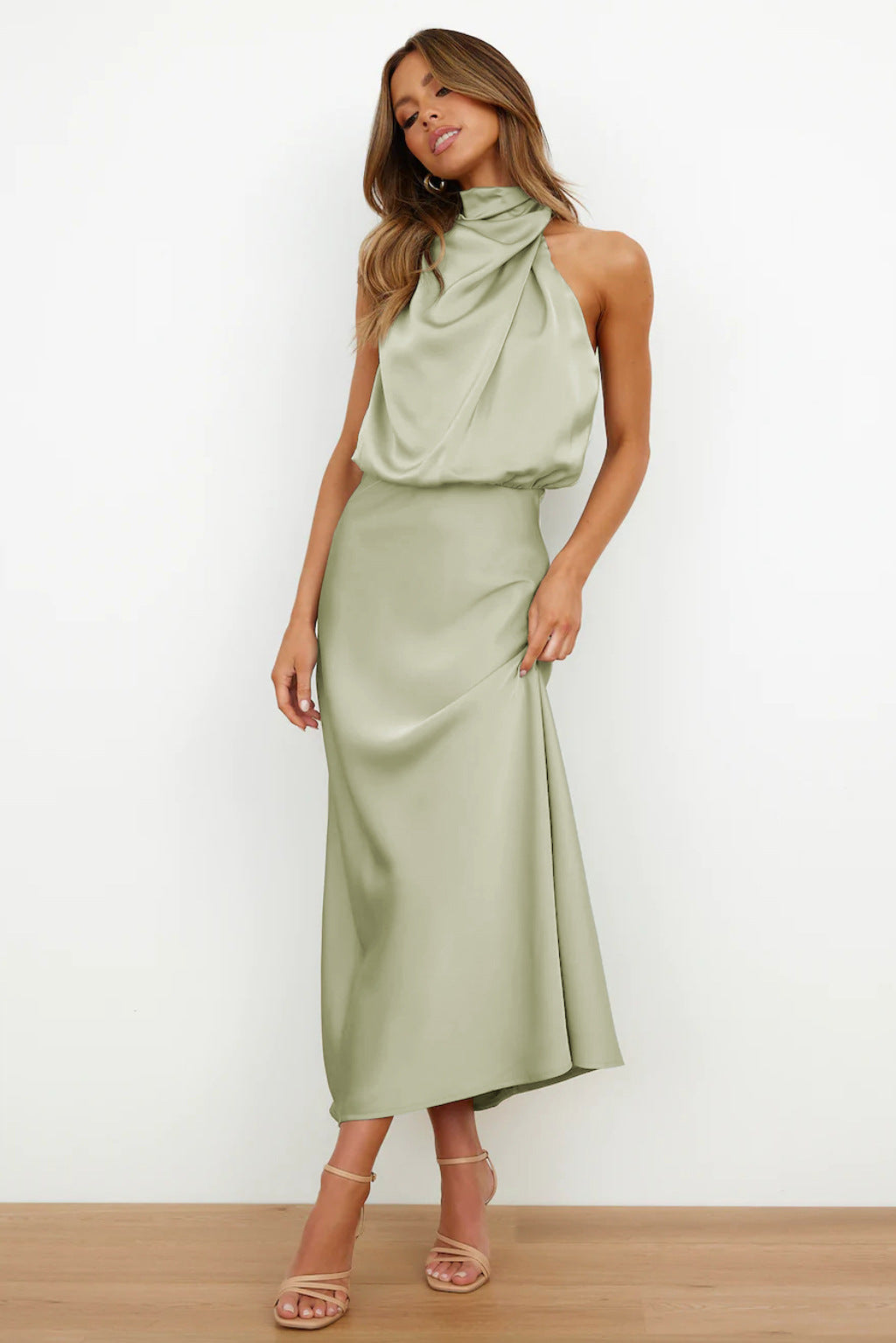Mariana - Elegant Halter Formal Maxi Dress