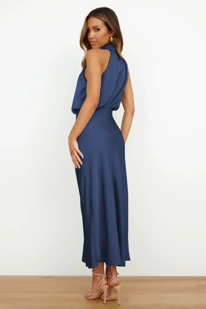 Mariana - Elegant Halter Formal Maxi Dress