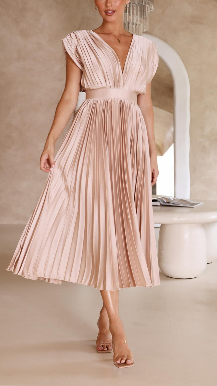 Maria - Elegant Pleated Maxi Dress
