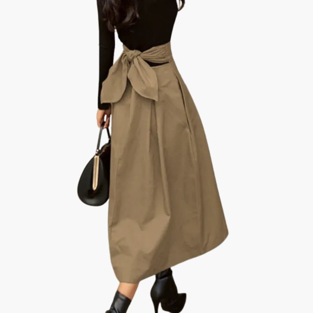 Slina - Pleated Skirt with High Waist and Bow Detail
