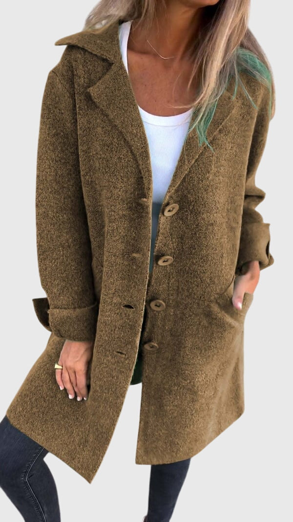 Lisa - Chic Blazer With Buttons