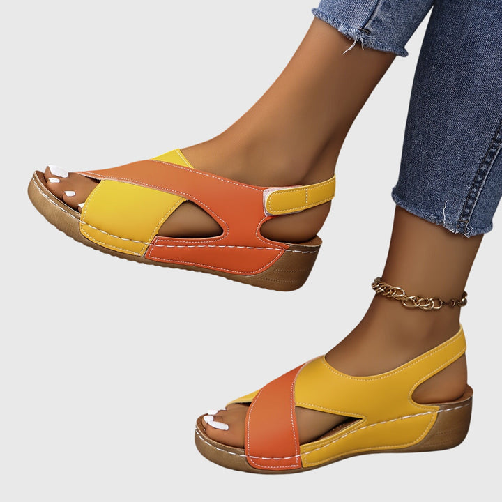 Ainsley - Women&