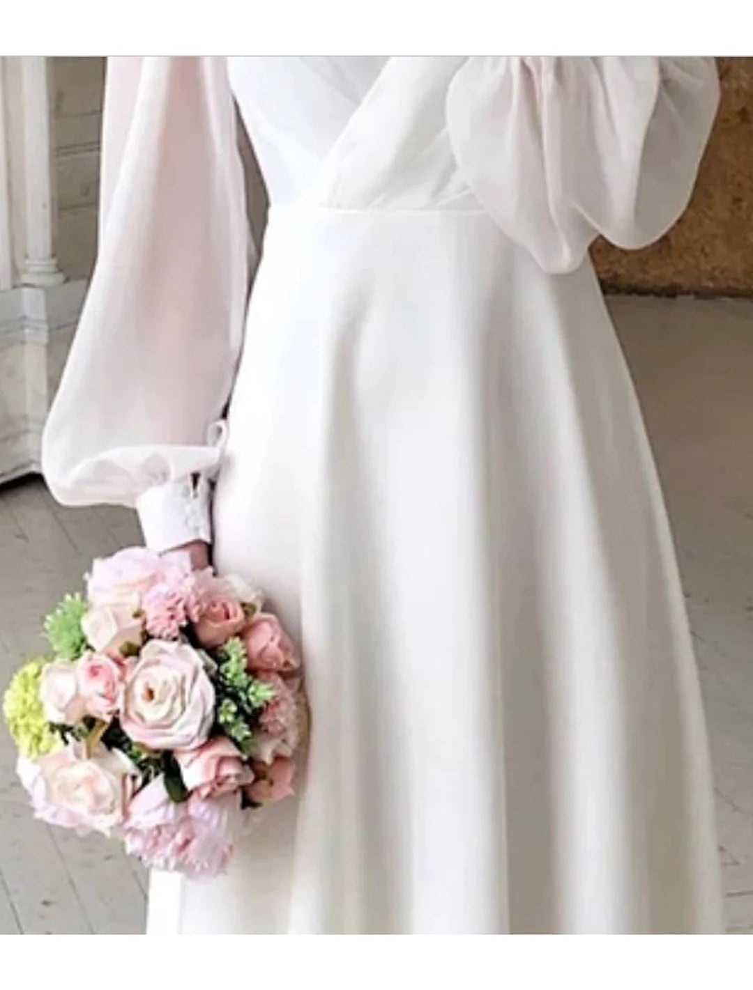 Cloe - Elegant Long Sleeve Flowing Wedding Dress