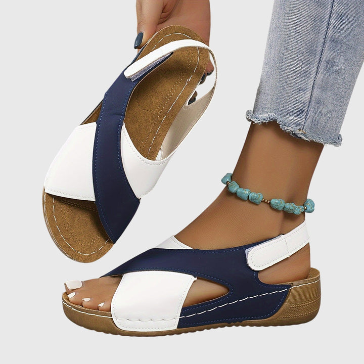Ainsley - Women&