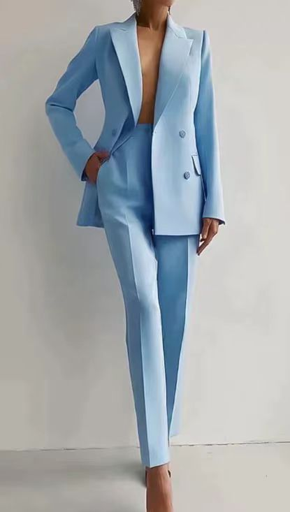 Eleonor - Elegant Women&